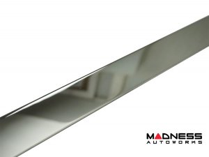 Jeep Renegade Lower Tailgate Trim - Black Chrome (2015-2018) Jeep Renegade Lower Tailgate Trim - Black Chrome (2015-2018)